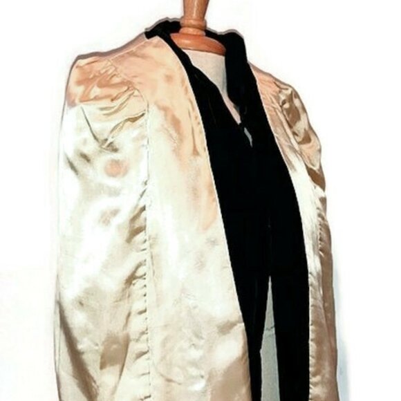 1930s True Deco Vintage Black Real Velvet Shorter Evening Cape With A Hood - Picture 14 of 15